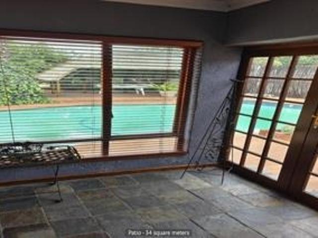 3 Bedroom House For Sale in Klippoortje