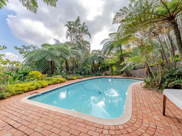 3 Bedroom House For Sale in Kloof