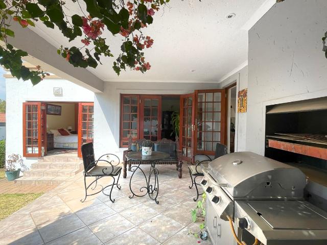 3 Bedroom House For Sale in Kyalami