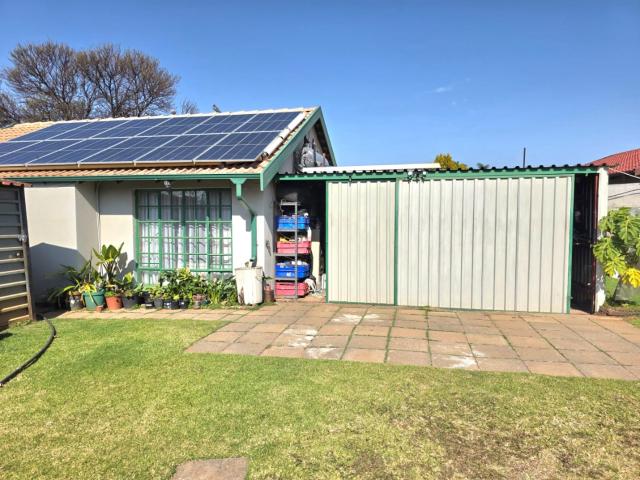3 Bedroom House For Sale in Heuweloord