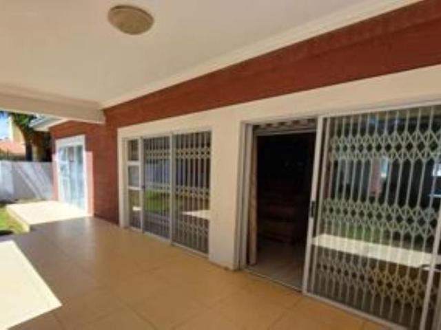 3 Bedroom house for sale in Hillcrest, Kimberley