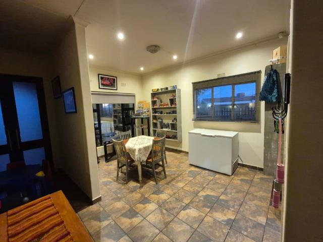 3 Bedroom House For Sale in Hillshaven