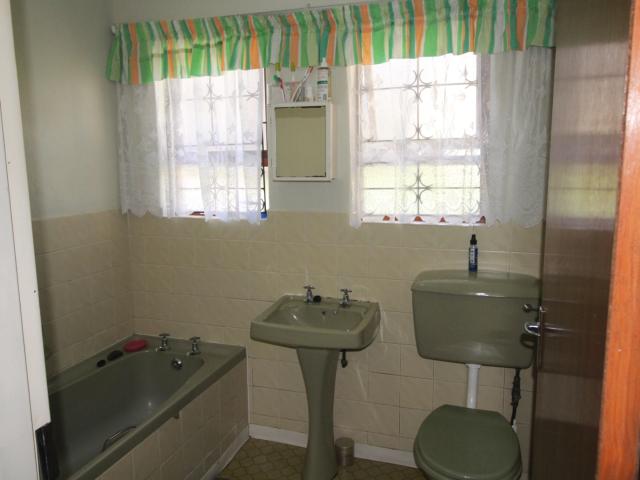 3 Bedroom House For Sale in Ikwezi