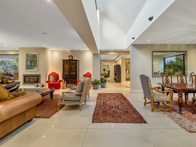 3 Bedroom House For Sale in Illovo