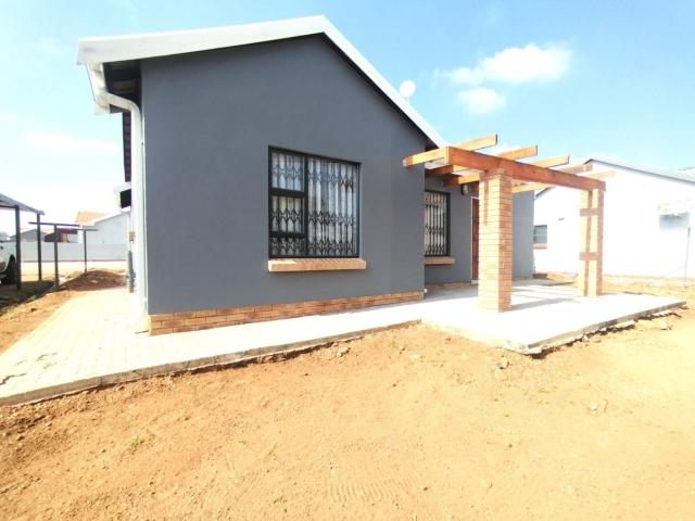 3 Bedroom House For Sale in Ivy Park