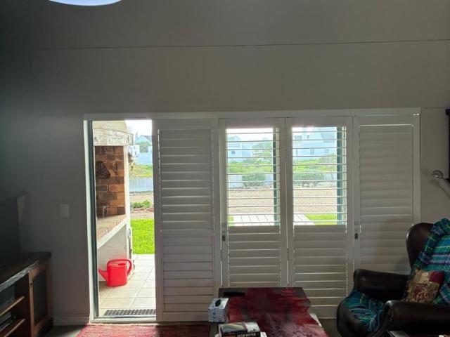3 Bedroom House For Sale in Jacobsbaai