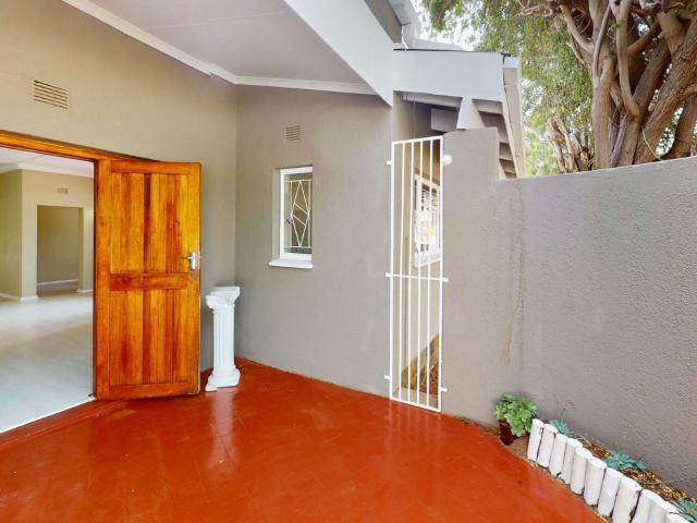 3 Bedroom house for sale in Oosterville, Upington