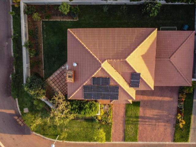 3 Bedroom House For Sale in Olympus AH