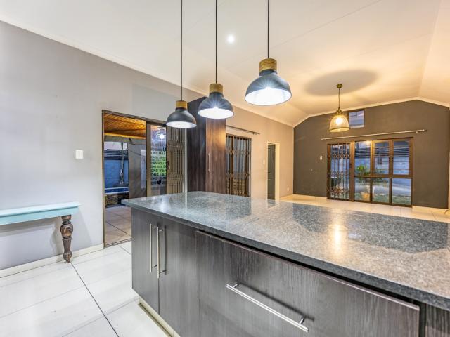 3 Bedroom House For Sale in Olympus AH