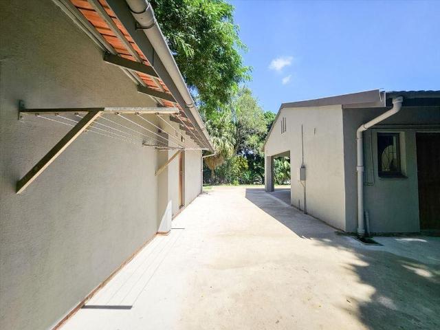 3 Bedroom House For Sale in Lower Illovo