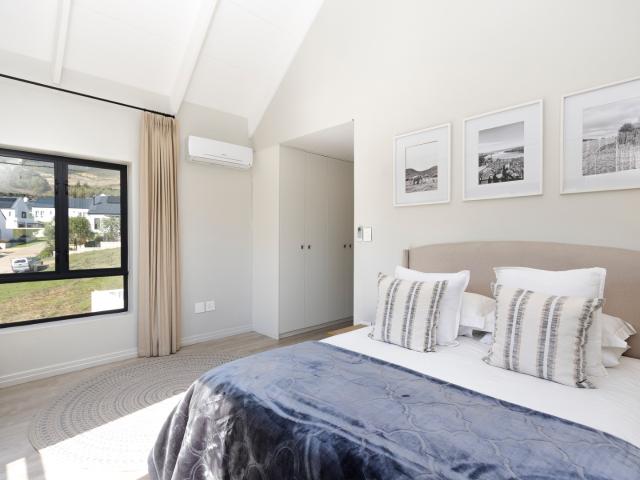 3 Bedroom House For Sale in La Roche