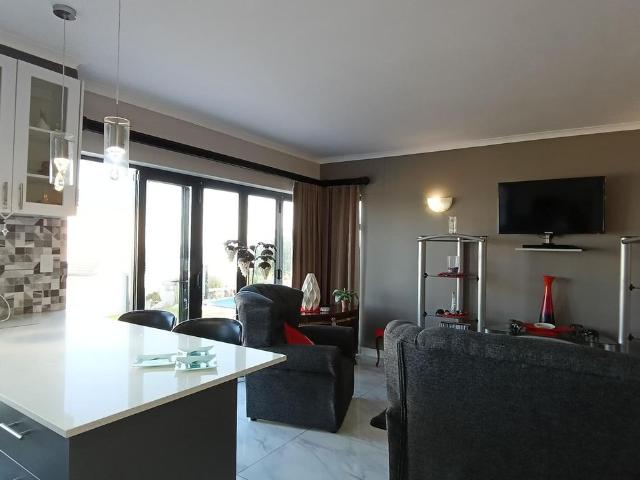 3 Bedroom house for sale in Le Grand Estate, George