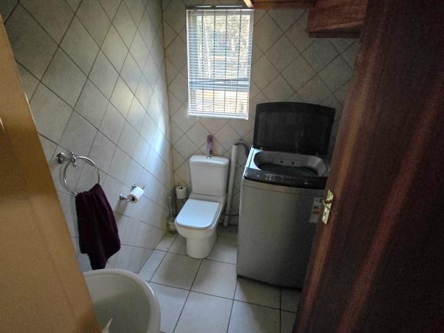 3 Bedroom House For Sale in Leeupoort