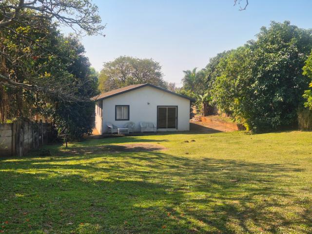 3 Bedroom House For Sale in Leisure Bay