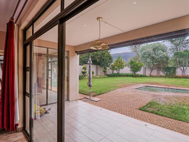 3 Bedroom House For Sale in Leloko Lifestyle & Eco Estate