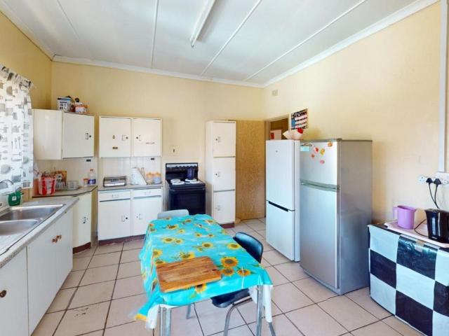 3 Bedroom house for sale in Lemoendraai, Upington