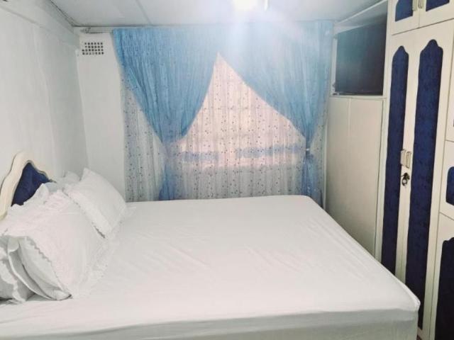 3 Bedroom house for sale in Lenham, Phoenix