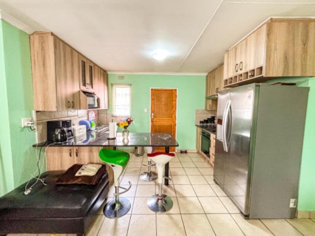 3 Bedroom House For Sale in Leopard's Rest Security Estate