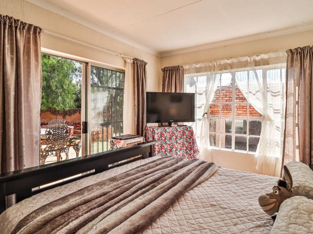 3 Bedroom House For Sale in Little Falls