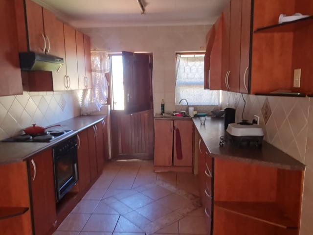 3 Bedroom House For Sale in Motherwell Nu 5