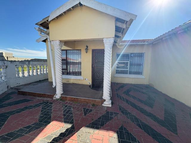 3 Bedroom House For Sale in Motherwell Nu 3