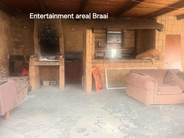 3 Bedroom House For Sale in Mountain View
