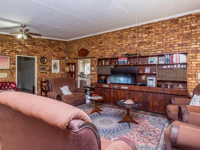 3 Bedroom House For Sale in Modimolle