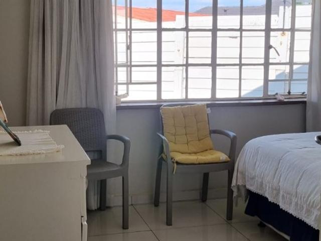 3 Bedroom House For Sale in Mondeor