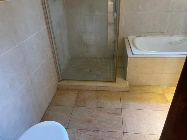 3 Bedroom House For Sale in Mondeor