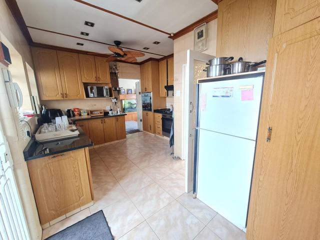 3 Bedroom house for sale in Mondeor, Johannesburg