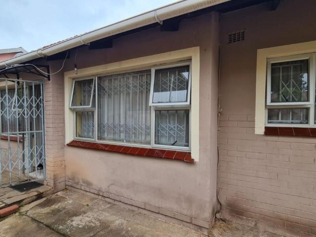 3 Bedroom house for sale in Montclair, Durban