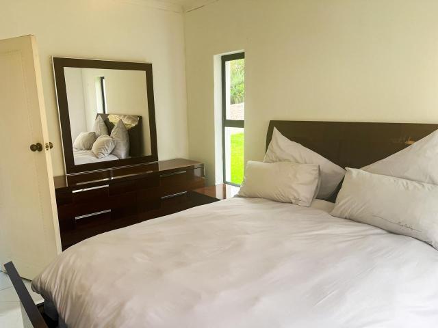 3 Bedroom House For Sale in Montrose