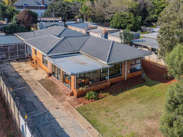 3 Bedroom House For Sale in Monument