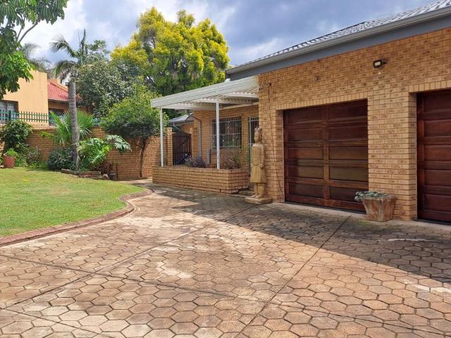 3 Bedroom house for sale in Monument Park, Pretoria
