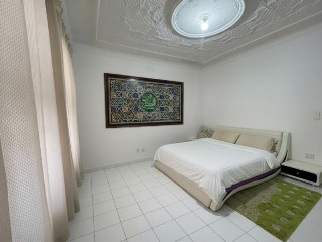 3 Bedroom House For Sale in Mayfair West