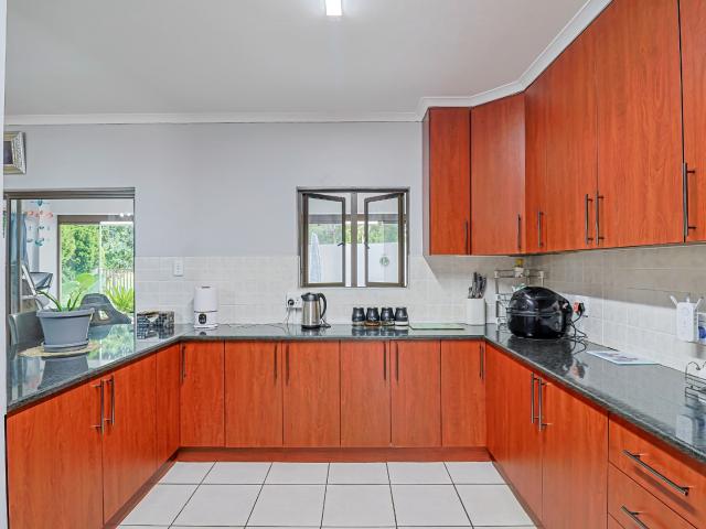 3 Bedroom House For Sale in Magalies Golf Estate