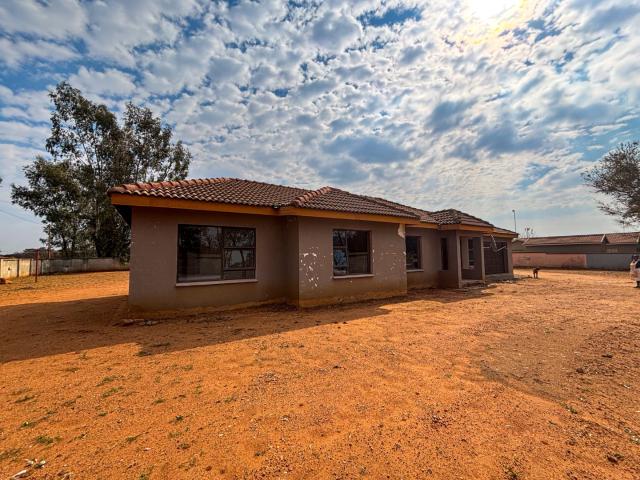 3 Bedroom House For Sale in Meyerton South