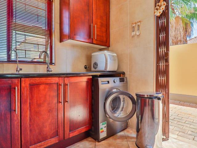 3 Bedroom House For Sale in Melodie