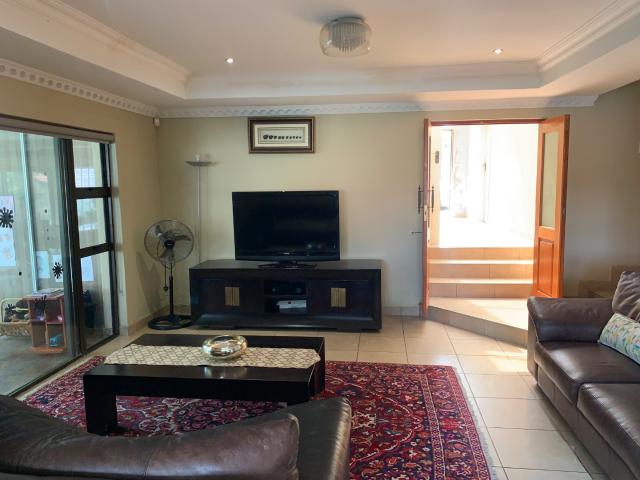 3 Bedroom House For Sale in Mulbarton