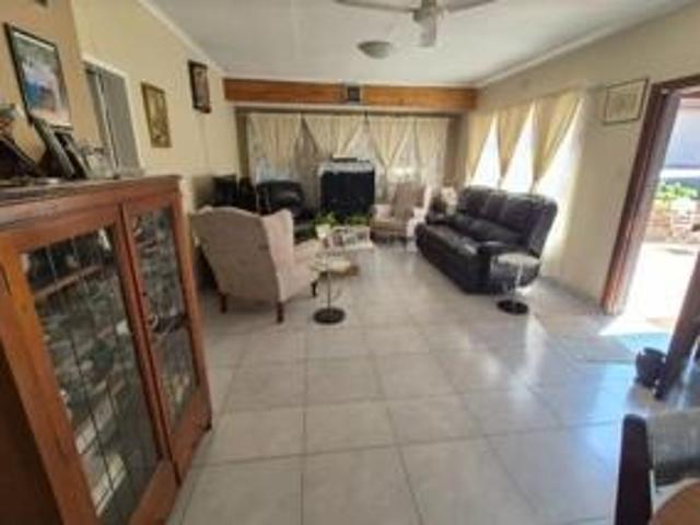 3 Bedroom House For Sale in Mulbarton