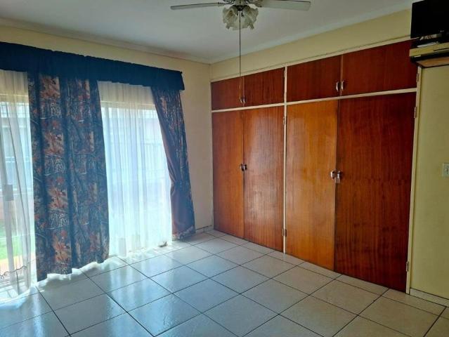 3 Bedroom House For Sale in Norkem Park
