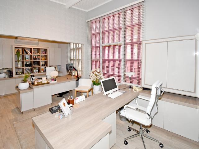 3 Bedroom House For Sale in Norwood