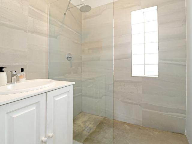 3 Bedroom House For Sale in Norwood