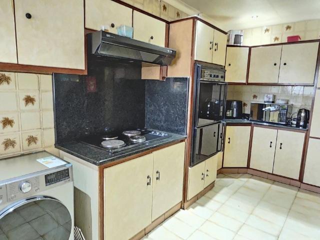 3 Bedroom house for sale in Northcroft, Phoenix