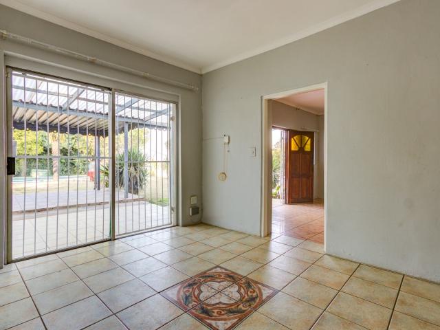 3 Bedroom House For Sale in Northmead