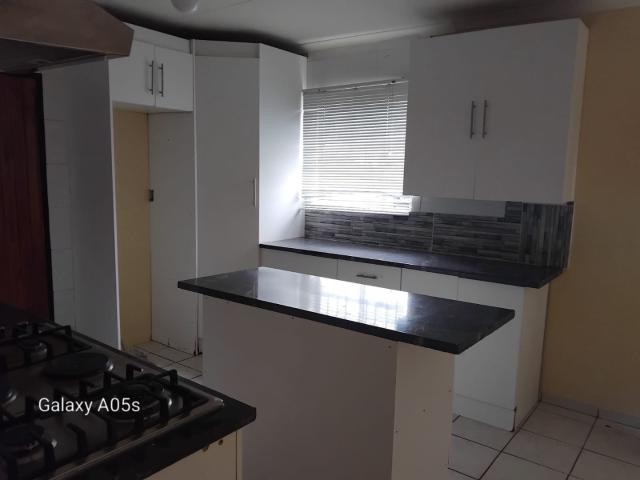 3 Bedroom House For Sale in Naturena