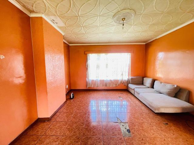 3 Bedroom House For Sale in Ncandu Park