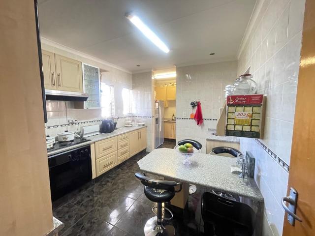 3 Bedroom House For Sale in Ncandu Park