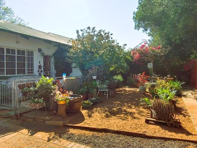 3 Bedroom House For Sale in New Park