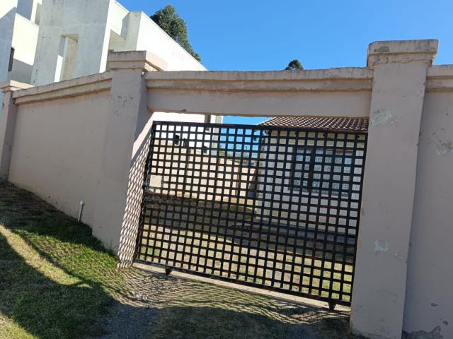 3 Bedroom House For Sale in Southernwood